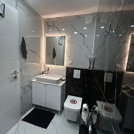 Astelliora Old Town Free Parking Apartman *