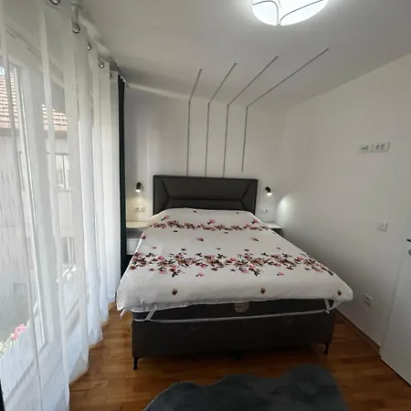 Astelliora Modern In Heart Of Old Town With Secure Parking Apartman *