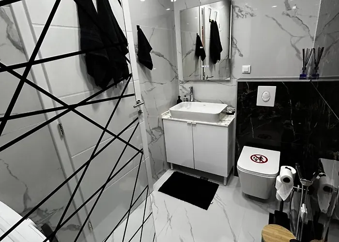 Apartman Astelliora Modern In Heart Of Old Town With Secure Parking *