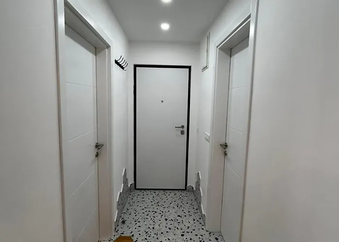 Astelliora Modern In Heart Of Old Town With Secure Parking Apartman Sarajevo