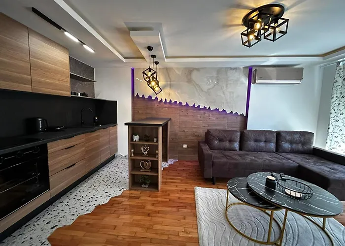 Apartman Astelliora Modern In Heart Of Old Town With Secure Parking