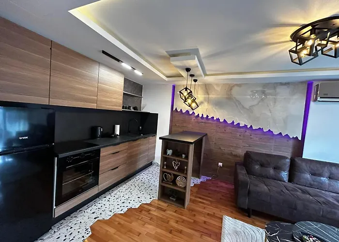 Astelliora Modern In Heart Of Old Town With Secure Parking Apartman